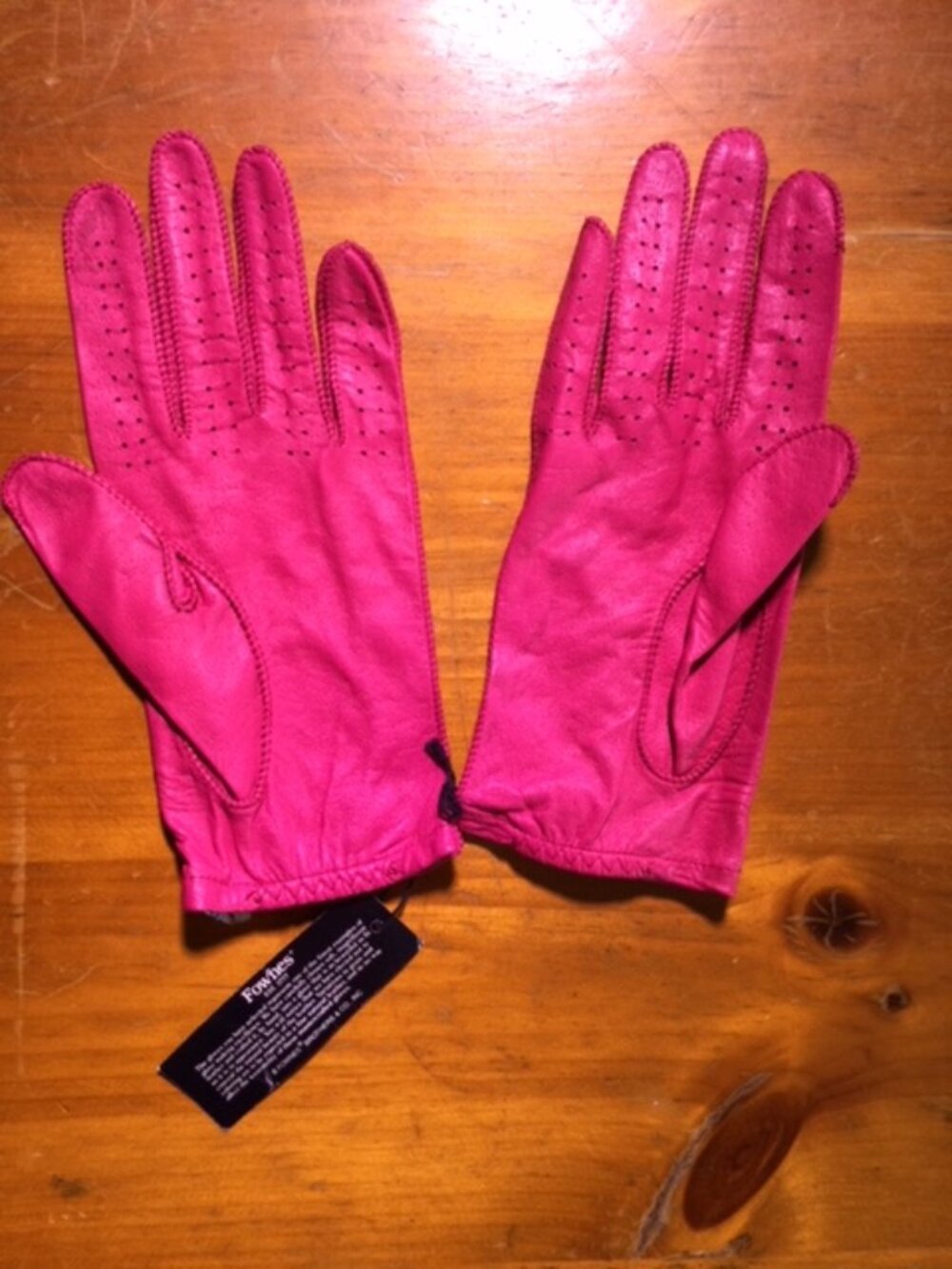 Fownes Genuine Leather Fuchsia Driving Gloves – Size M – NWT